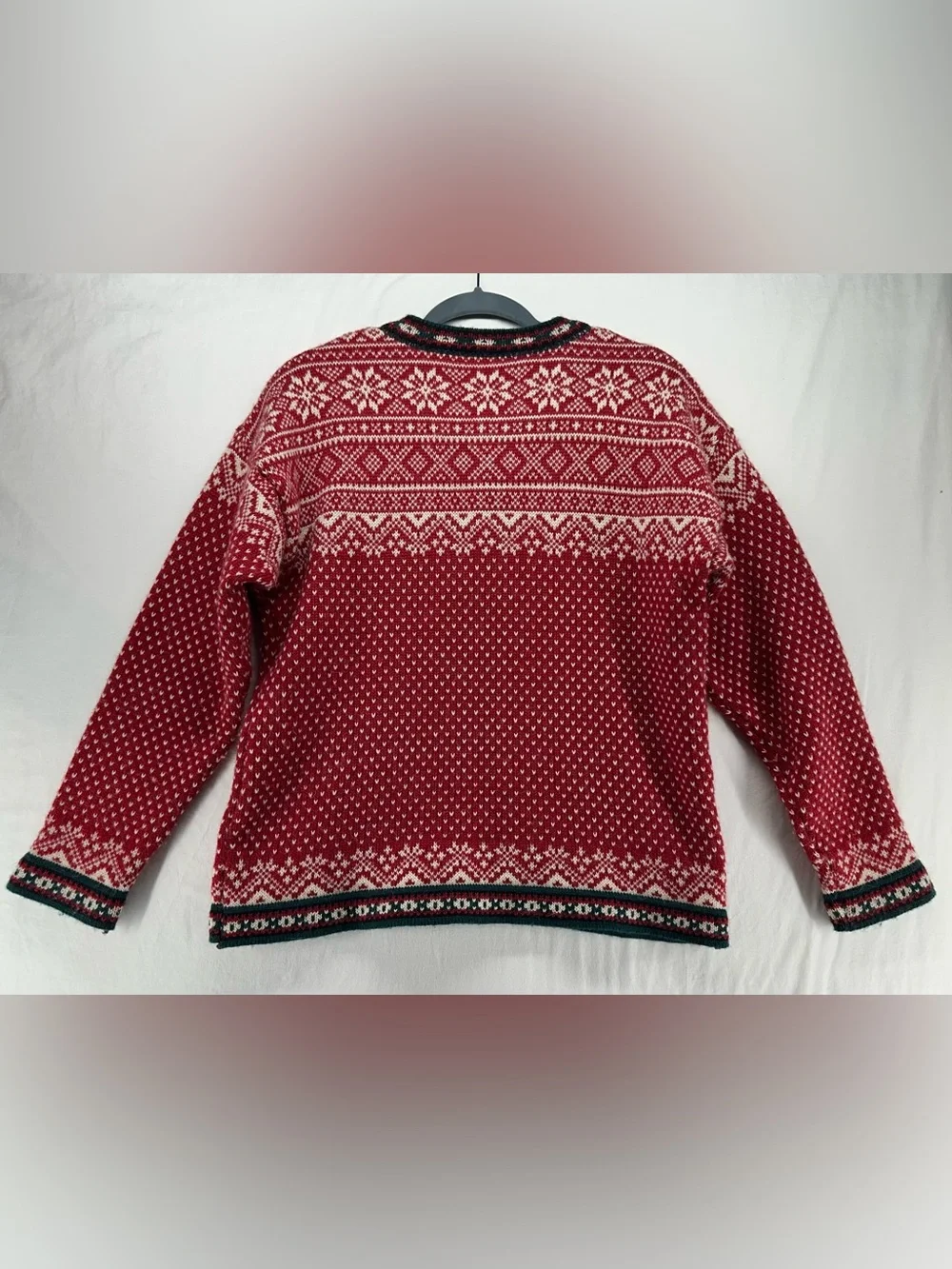 L.L. Bean Fair Isle Wool Sweater Womens Medium Red Nordic Winter Lodge Pullover - Picture 3 of 8